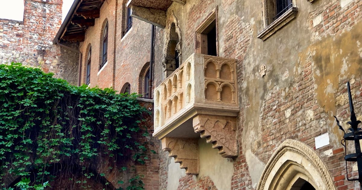 Romeo and Juliet Study Guide: Full Text, Analysis & Exam Practice